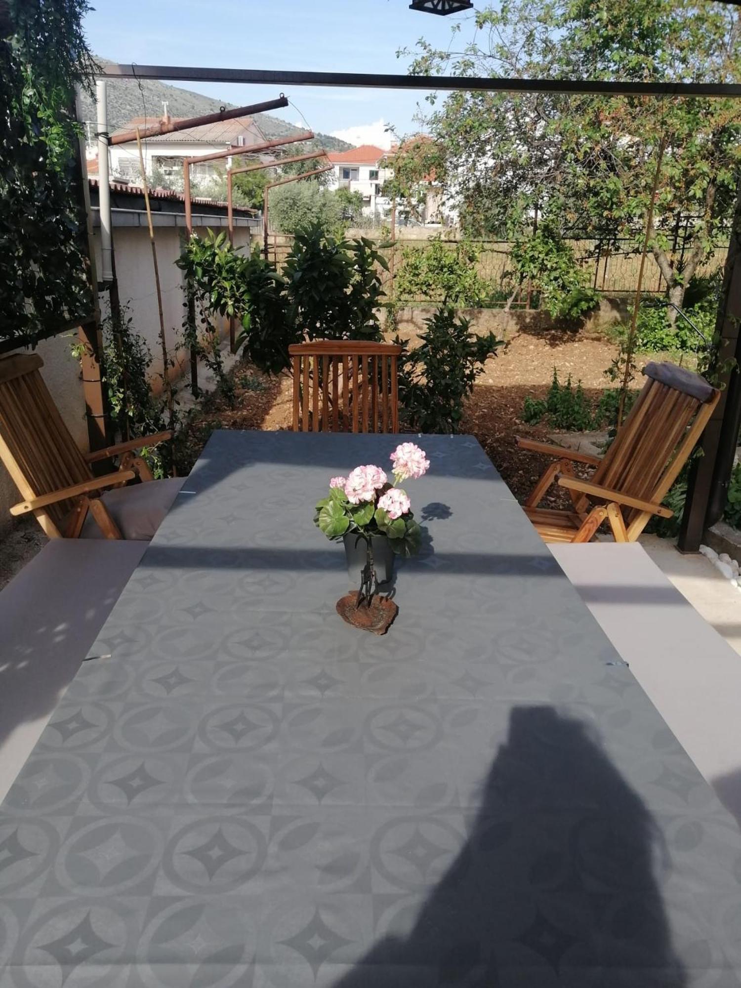 Apartments Kursan Seget Vranjica Exterior photo